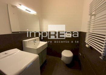 Bagno/lavanderia - Three-room apartment Piazza delle Istituzioni
 
42, Treviso - photo 17