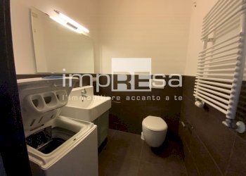 Bagno/lavanderia - Three-room apartment Piazza delle Istituzioni
 
42, Treviso - photo 18