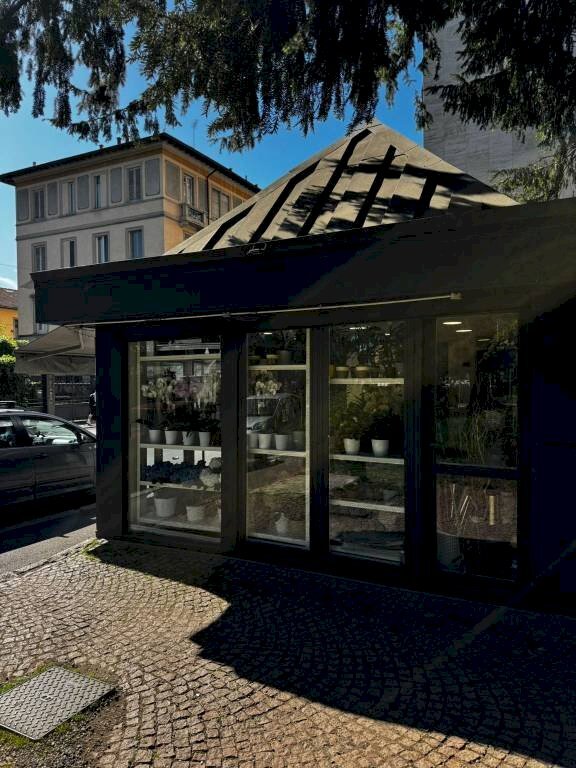 Zona - Commercial Activity via Carlo Carcano, Varese (neighborhood Biumo Inferiore) - photo 2