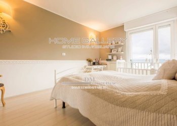 Camera da letto - Three-room apartment via dei Narcisi, Genova (neighborhood Quarto) - photo 12