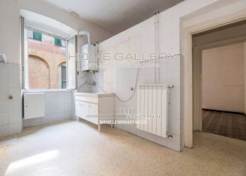 Cucina - Bilocale via Ponterotto, Genova (zona Marassi) - foto 7