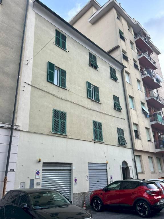 Facciata - Appartamento via Gaz, Genova (zona Sampierdarena) - foto 1