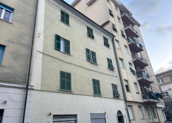 Facciata - Appartamento via Gaz, Genova (zona Sampierdarena) - foto 3