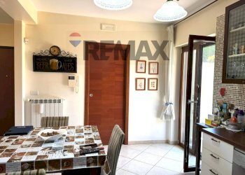 Sala da pranzo - Semi-detached house VICO GIACOMO PUCCINI
 
10, Trani - photo 10