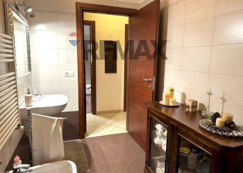 Bagno - Semi-detached house VICO GIACOMO PUCCINI
 
10, Trani - photo 36