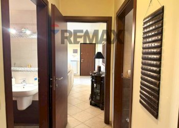 Hall / corridoio - Semi-detached house VICO GIACOMO PUCCINI
 
10, Trani - photo 37