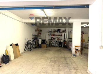 Parcheggio - Semi-detached house VICO GIACOMO PUCCINI
 
10, Trani - photo 54