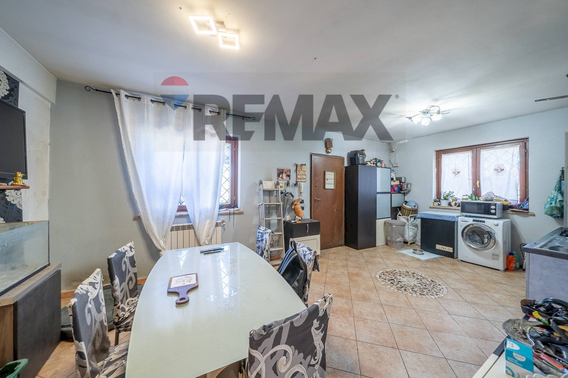 Sala da pranzo - Villa Via Tanaro
 
30, Ardea - photo 2