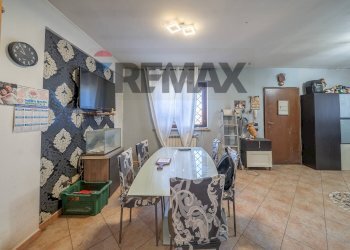 Sala da pranzo - Villa Via Tanaro
 
30, Ardea - photo 37
