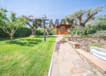 Giardino - Semi-detached house Via Grotte Maria
 
1, Frascati - photo 9
