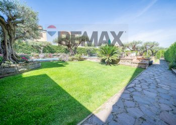 Giardino - Semi-detached house Via Grotte Maria
 
1, Frascati - photo 5