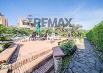 Giardino - Semi-detached house Via Grotte Maria
 
1, Frascati - photo 8