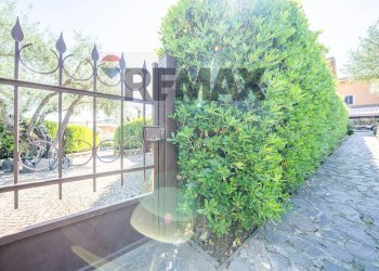 Giardino - Semi-detached house Via Grotte Maria
 
1, Frascati - photo 14