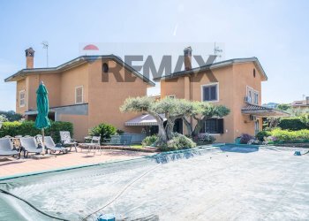Casa all\'aperto - Semi-detached house Via Grotte Maria
 
1, Frascati - photo 19
