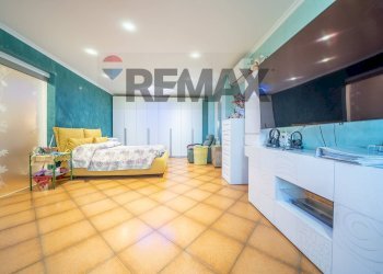 Camera / camera da letto - Semi-detached house Via Grotte Maria
 
1, Frascati - photo 24