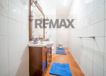 Bagno - Semi-detached house Via Grotte Maria
 
1, Frascati - photo 36