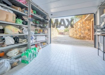 Dispensa di stoccaggio - Semi-detached house Via Grotte Maria
 
1, Frascati - photo 50