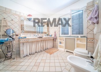 Bagno - Semi-detached house Via Grotte Maria
 
1, Frascati - photo 59