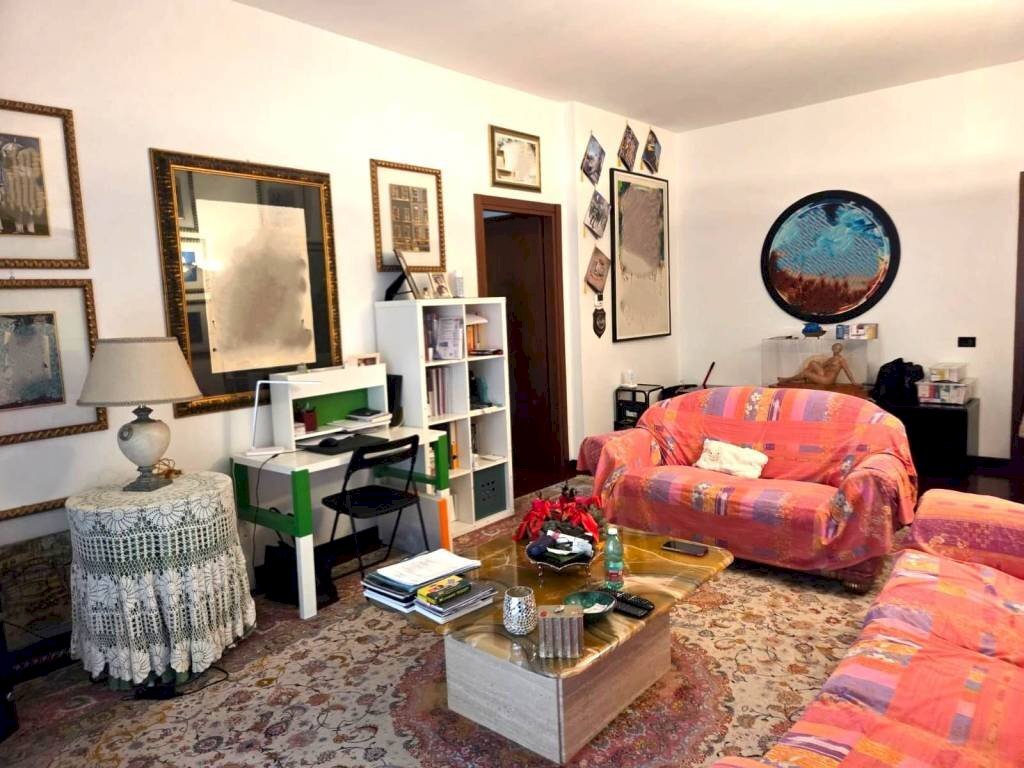 Salone - Trilocale via Isonzo, 6, Sesto San Giovanni - foto 1