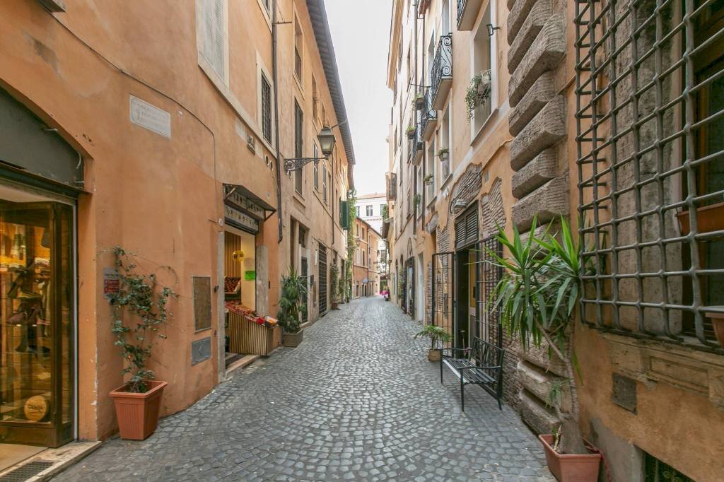 Zona - Two-room apartment via della Reginella, 6, Roma (neighborhood Centro Storico) - photo 1