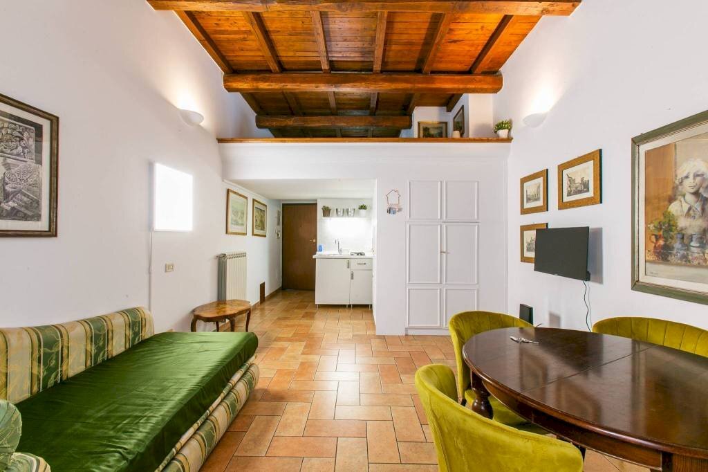 Salone - Two-room apartment via della Reginella, 6, Roma (neighborhood Centro Storico) - photo 3