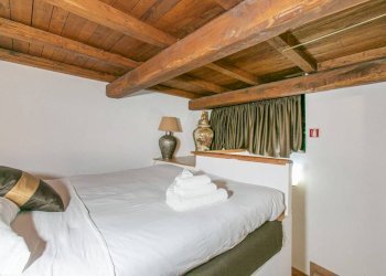 Camera da letto - Two-room apartment via della Reginella, 6, Roma (neighborhood Centro Storico) - photo 12