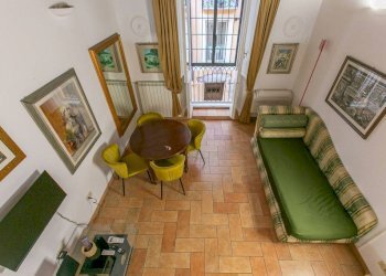 Salone - Two-room apartment via della Reginella, 6, Roma (neighborhood Centro Storico) - photo 15