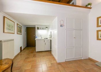 Ingresso - Two-room apartment via della Reginella, 6, Roma (neighborhood Centro Storico) - photo 25