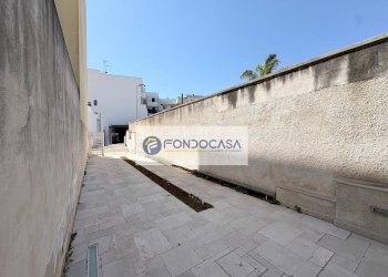 Foto 2 - Trilocale Via Renis
 
8, Otranto - foto 2