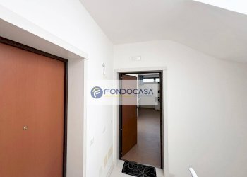 Foto 5 - Trilocale Via Renis
 
8, Otranto - foto 5