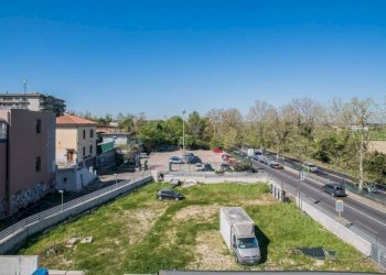 Dettagli - Stabile - Palazzo via Ostiense, 1407, Roma - foto 3