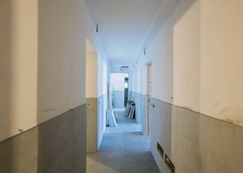 Corridoio - Stabile - Palazzo via Ostiense, 1407, Roma - foto 10