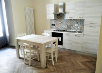 Cucina - Monolocale via Po, 28, Torino (zona Centro) - foto 1