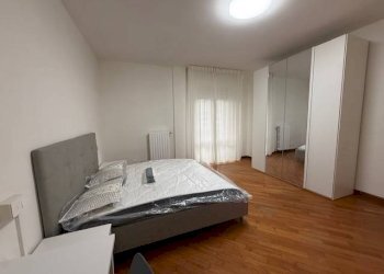 Camera da letto - Four-room apartment via Elia Rainusso, Modena - photo 14