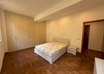 Camera da letto - Four-room apartment corso Vittorio Emanuele II, Modena (neighborhood Centro Storico) - photo 8