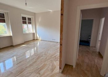 Soggiorno - Appartamento corso 4 Novembre, 56, Alessandria - foto 2
