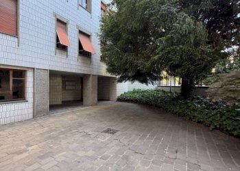 Cortile interno - Appartamento corso 4 Novembre, 56, Alessandria - foto 8