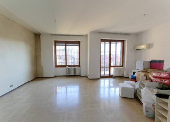 Salone - Quadrilocale via Niccolò Paganini, 34, Monza - foto 3