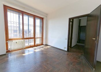 Camera da letto - Quadrilocale via Niccolò Paganini, 34, Monza - foto 6