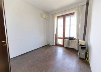 Camera da letto - Quadrilocale via Niccolò Paganini, 34, Monza - foto 13