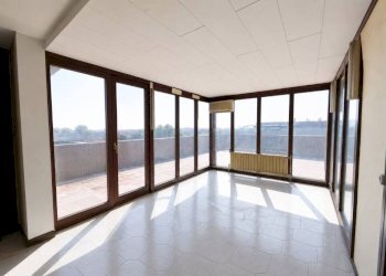 Veranda - Quadrilocale via Niccolò Paganini, 34, Monza - foto 23