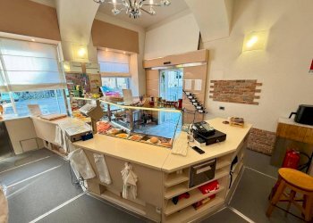 Interno non residenziale - Alimentari - Gastronomia piazza Vittorio Veneto, 5, Pinerolo - foto 12