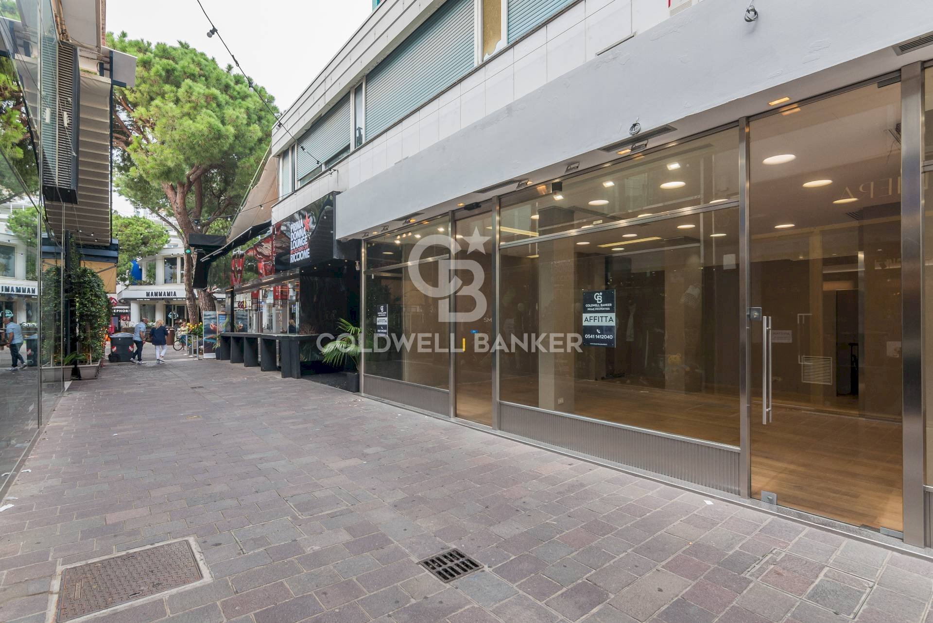 Foto 1 - Shop Viale Ceccarini
 
57, Riccione - photo 1