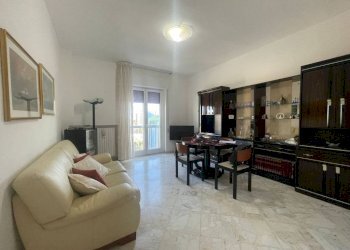 Salone - Appartamento via Giuseppe Capriati, 24, Bari - foto 8