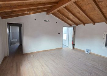 zona giorno - Trilocale via Dante Alighieri, Bagnolo Cremasco - foto 13