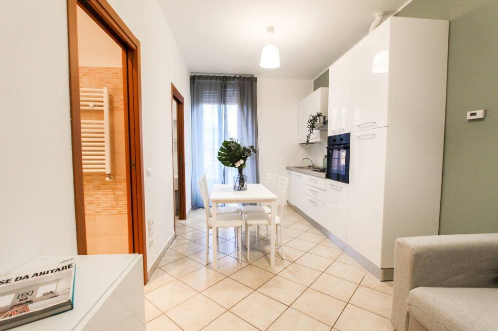 Salone - Three-room apartment via Giambattista Tiepolo, 56, Milano - photo 2