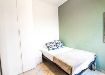 Camera da letto - Three-room apartment via Giambattista Tiepolo, 56, Milano - photo 8