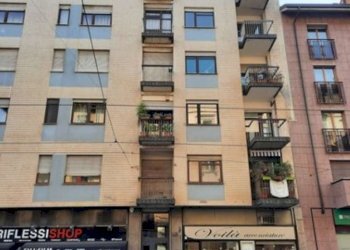Immagine 2026-04-28 181431 - Three-room apartment at auction via Nizza, 143, Torino (neighborhood San Salvario) - photo 4