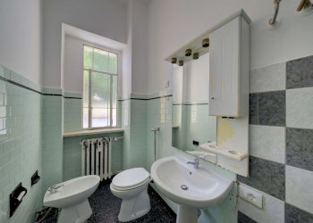 Bagno - Bilocale via Ancina, 39, Torino (zona Regio Parco) - foto 13