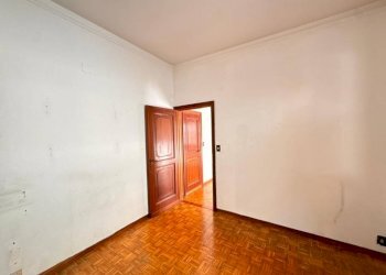 Camera da letto - Trilocale via Domenico Chiodo, Genova (zona Castelletto) - foto 16